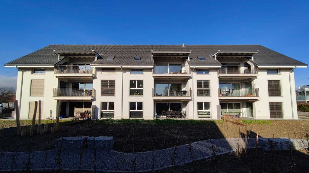 Fassadensanierung Mehrfamilienhaus in Utzenstorf